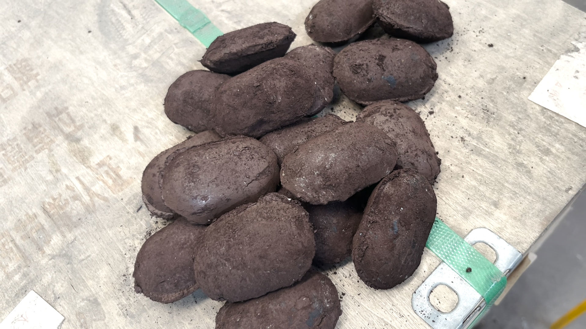 通常粘合剂和9001cc以诚为本粘合剂的区别